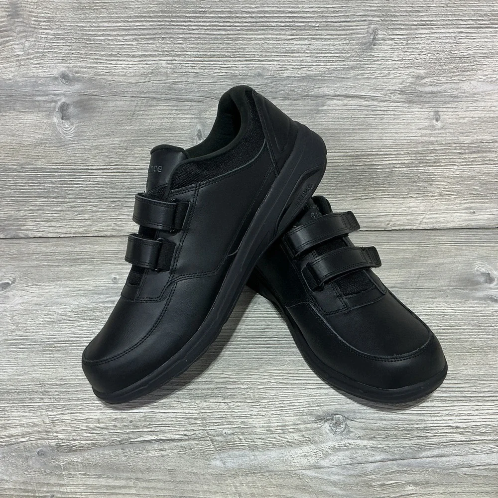 New Balance 813 Shoes Black Leather Hook And Loop Straps Mens Size 14 2E Wide